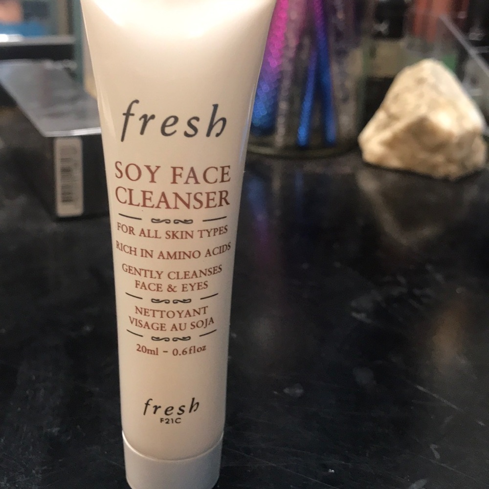 Face cleanser
